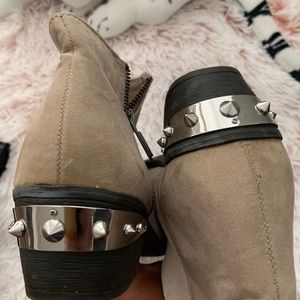 Stud Heel Ankle Boots, sz10, Circus, Light Grey